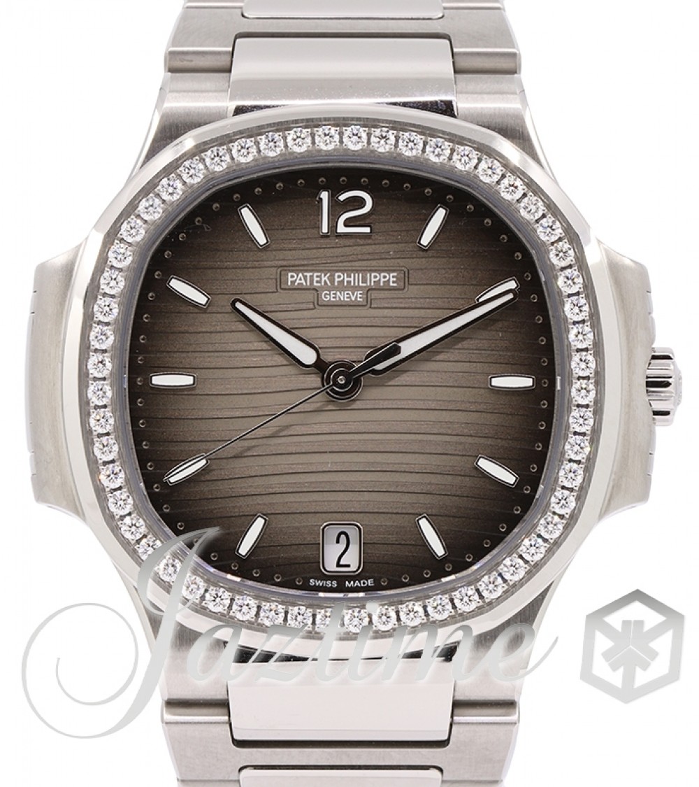 Patek Philippe 7118/1200A011 Nautilus Ladies Automatic Grey