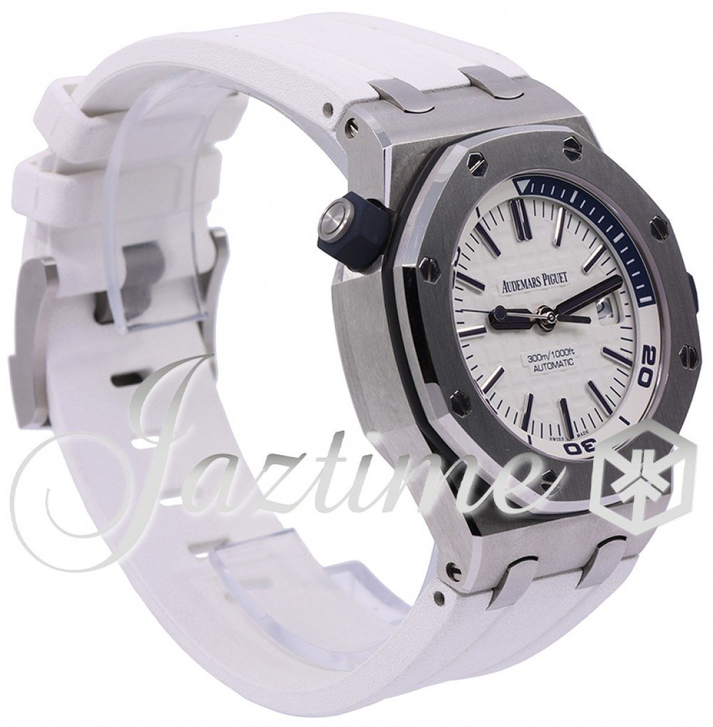 Audemars Piguet 15710ST.OO.A010CA.01 Royal Oak Offshore Diver Men's Automatic White