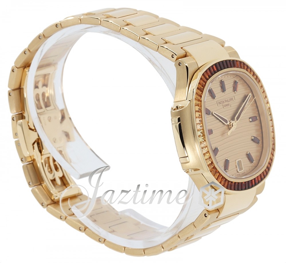 Patek Philippe 7118/1300R-001 Nautilus Ladies Automatic 
