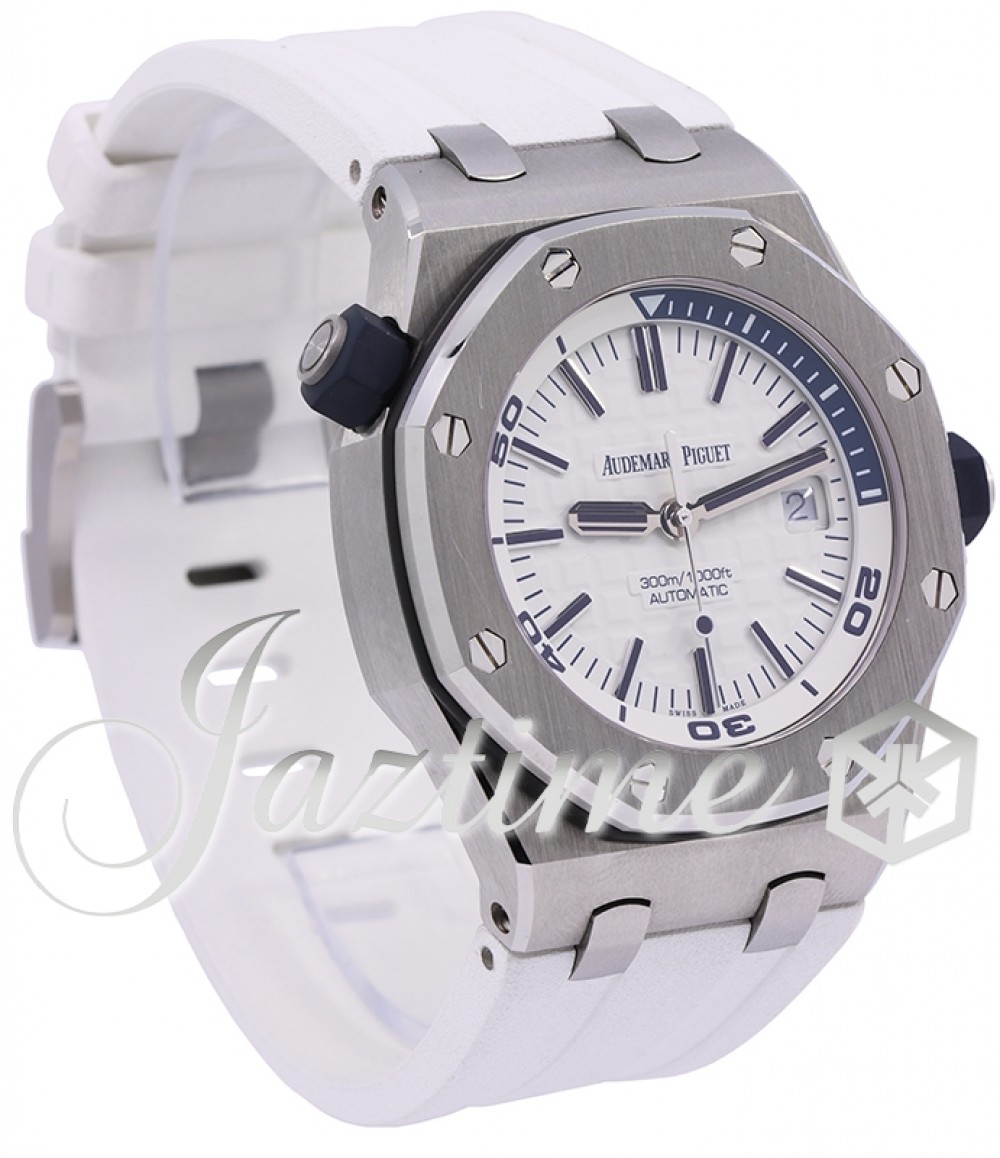 Audemars Piguet 15710ST.OO.A010CA.01 Royal Oak Offshore Diver Men's Automatic White
