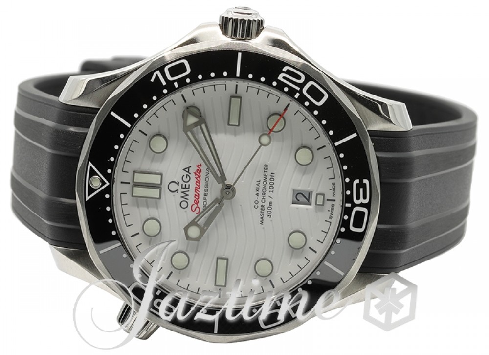 Omega 210.32.42.20.04.001 Seamaster Diver 300M Men's Automatic White