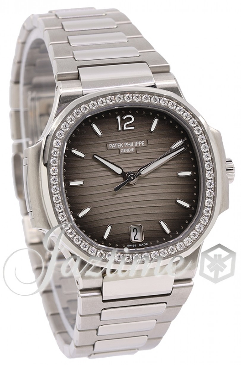 Patek Philippe 7118/1200A011 Nautilus Ladies Automatic Grey