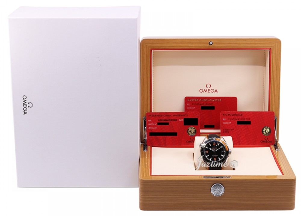 Omega 215.32.44.21.01.001 Planet Ocean 600M Men's Automatic Black