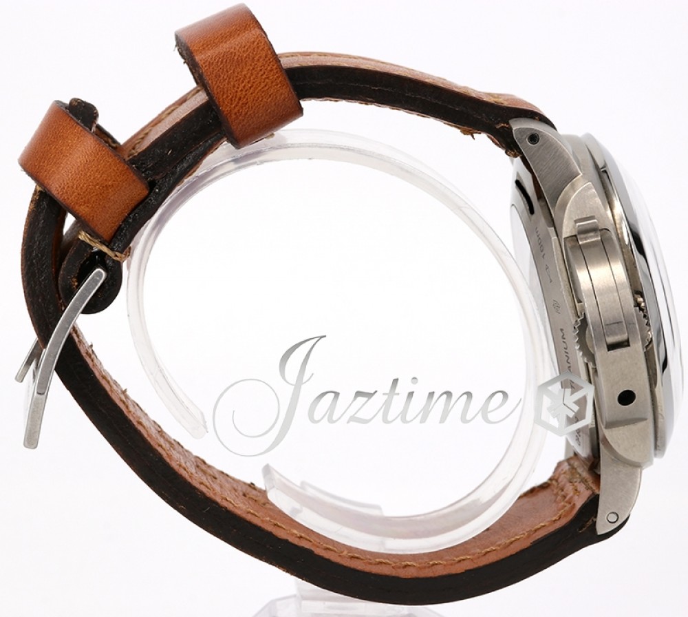 Panerai pam368 Luminor 1950 Men's Manual-Wind Black