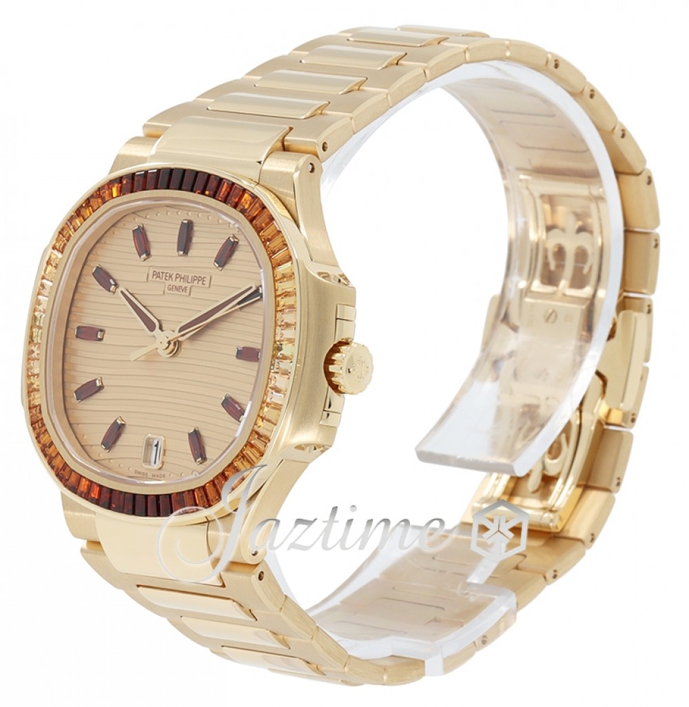 Patek Philippe 7118/1300R-001 Nautilus Ladies Automatic 