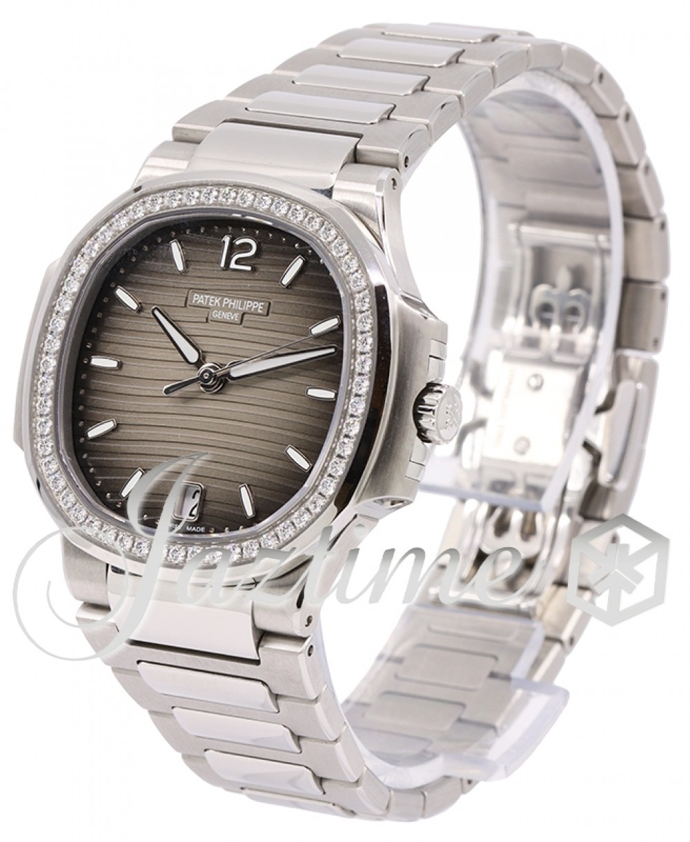 Patek Philippe 7118/1200A011 Nautilus Ladies Automatic Grey