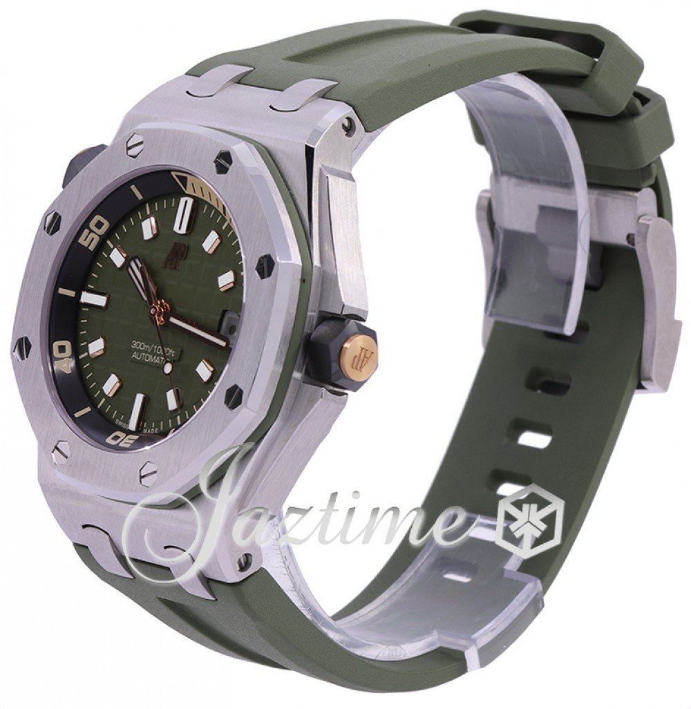Audemars Piguet 15720ST.OO.A052CA.01 Royal Oak Offshore Men's Automatic Green