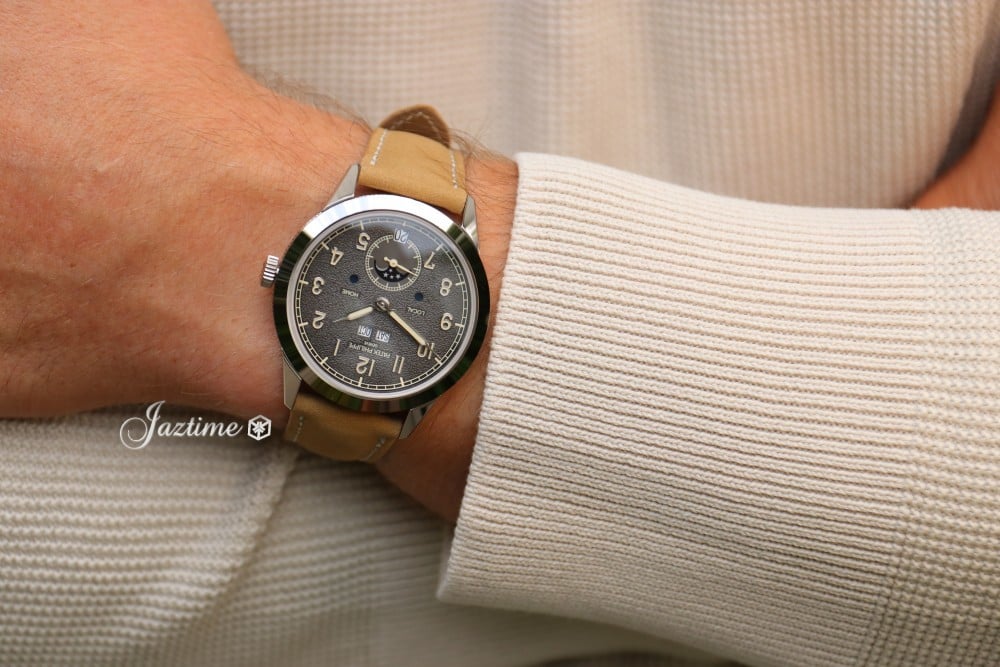 Patek Philippe 5326G001 Complications Men's Automatic Grey