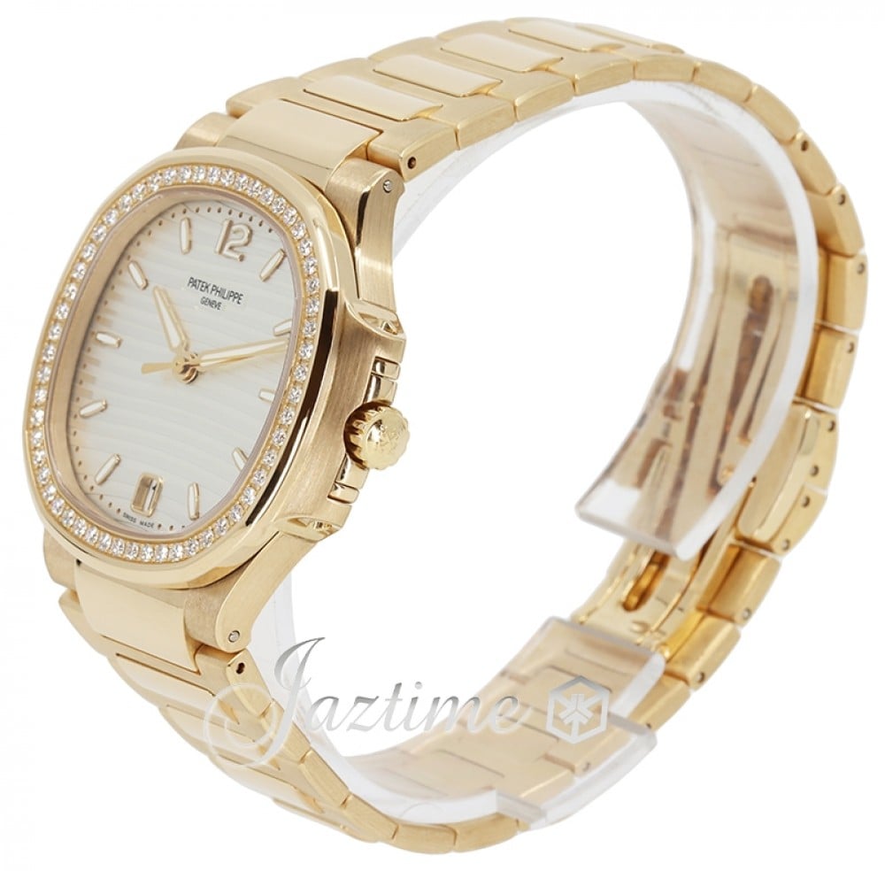 Patek Philippe 7118/1200R-001 Nautilus Ladies Automatic Silver Opaline