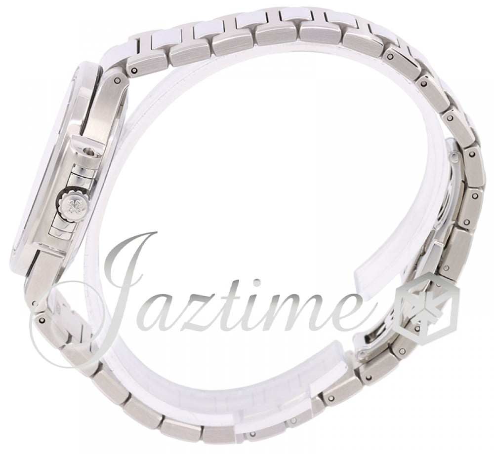 Patek Philippe 7118/1200A011 Nautilus Ladies Automatic Grey