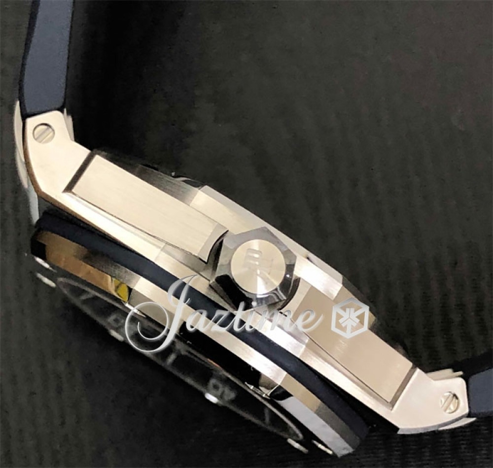 Audemars Piguet 15720ST.OO.A027CA.01 Royal Oak Offshore Men's Automatic Blue