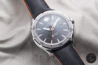 In Detail - Baume & Mercier Clifton Club