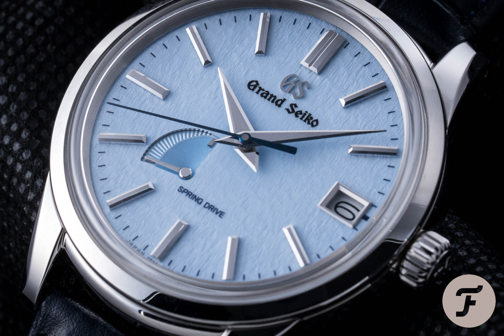 Hands-On With The Grand Seiko SBGA407 Skyflake