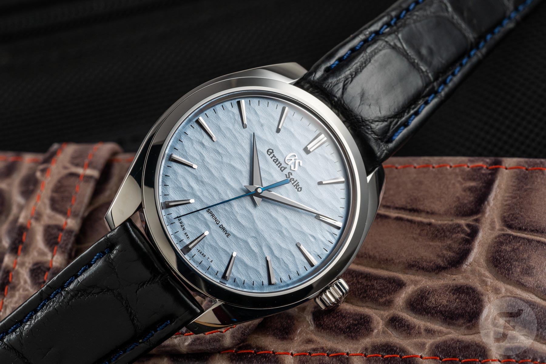 Hands-On With The Grand Seiko SBGY007 Omiwatari - I Need This Watch In My Life!