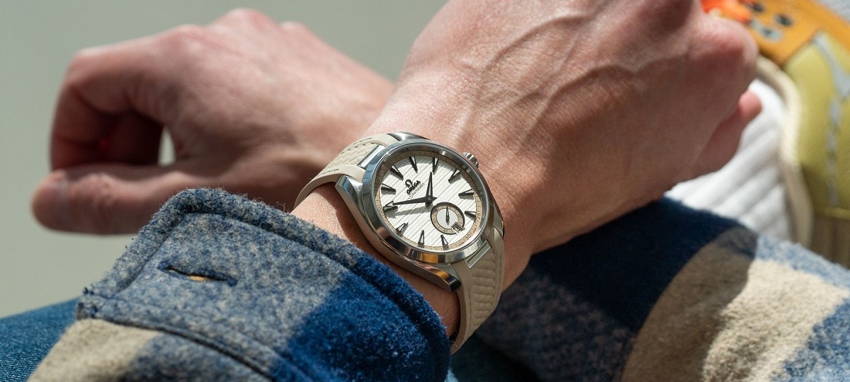 Hands-On With The Omega Seamaster Aqua Terra Small Seconds - Beige But Not Bland