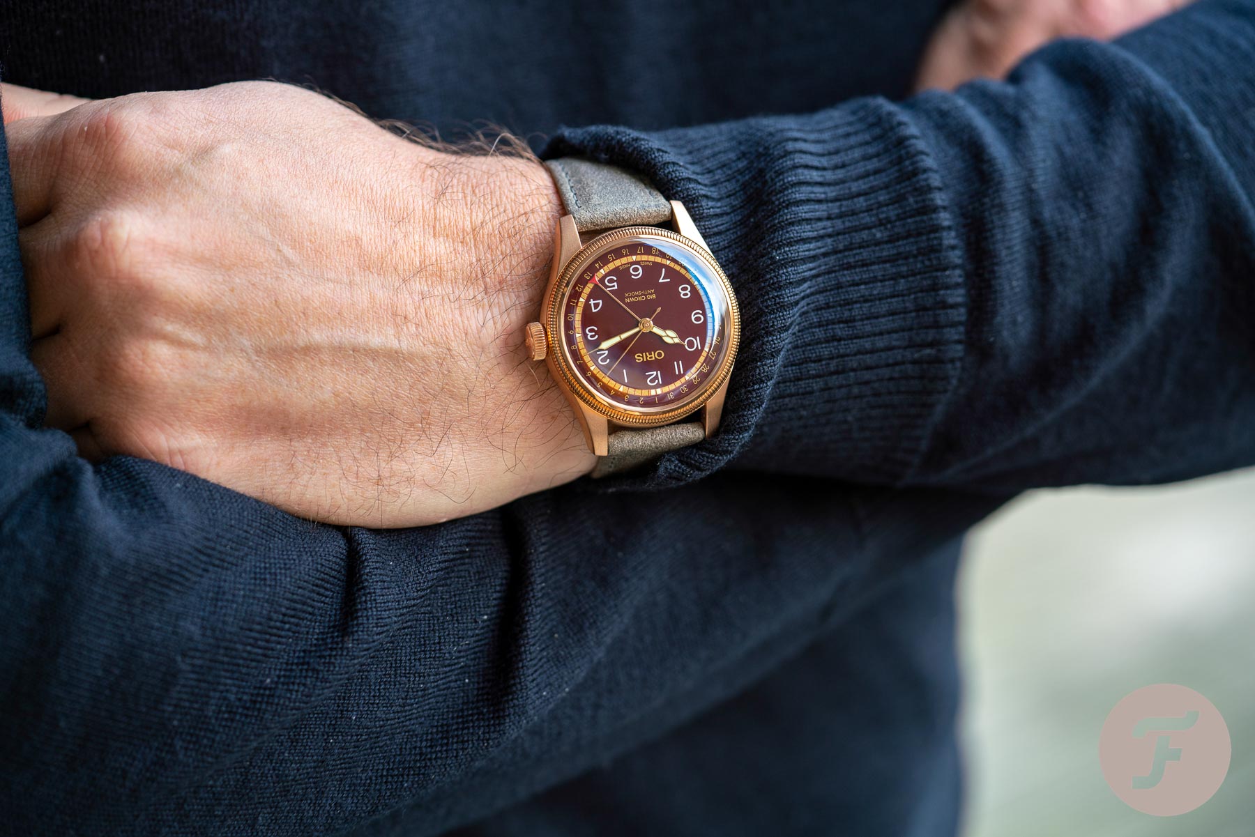 Unboxing the Fratelloris Big Crown Bronze Pointer Date - What's Inside The Box?