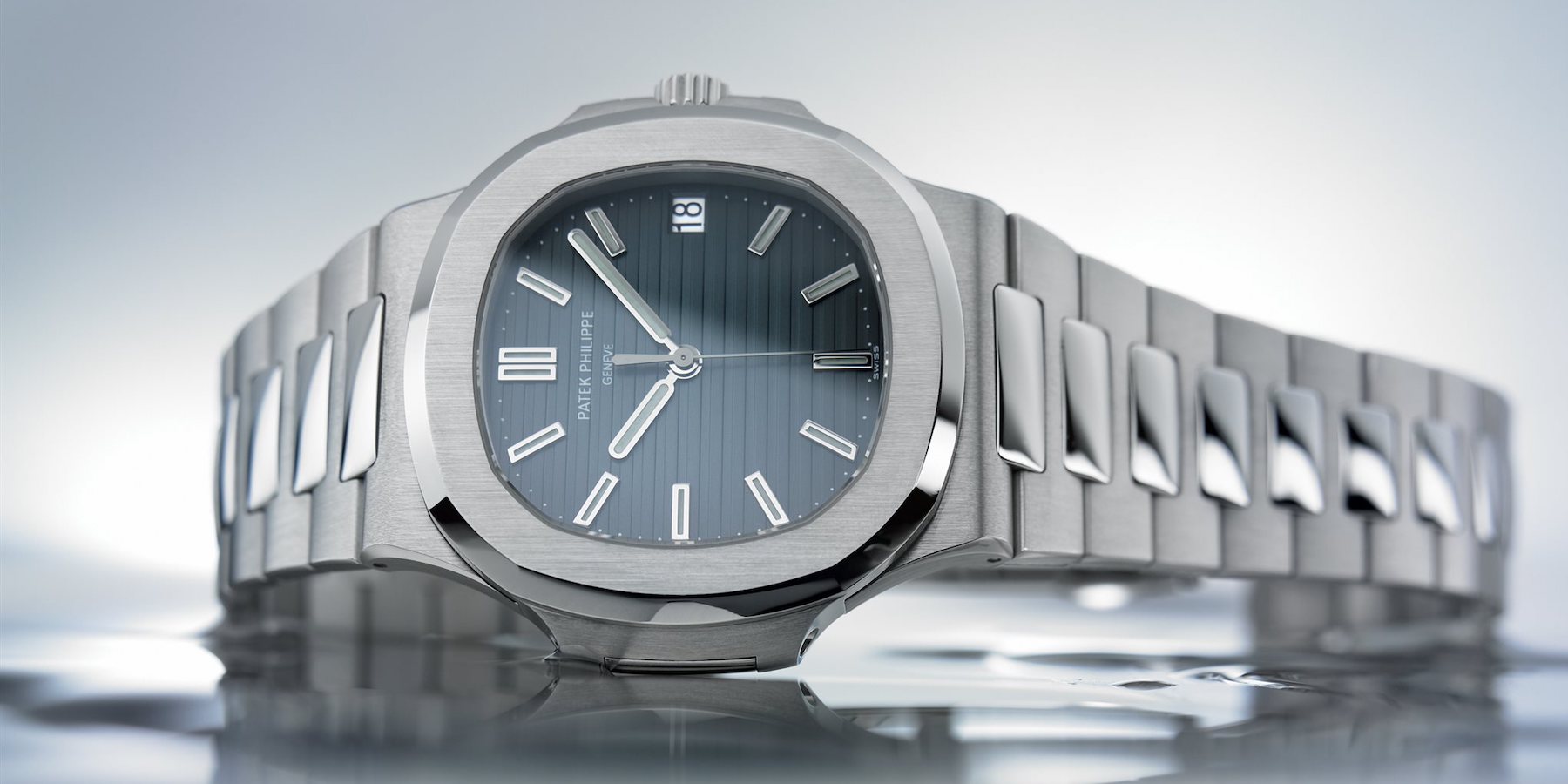 Sunday Morning Showdown: The Patek Philippe Nautilus