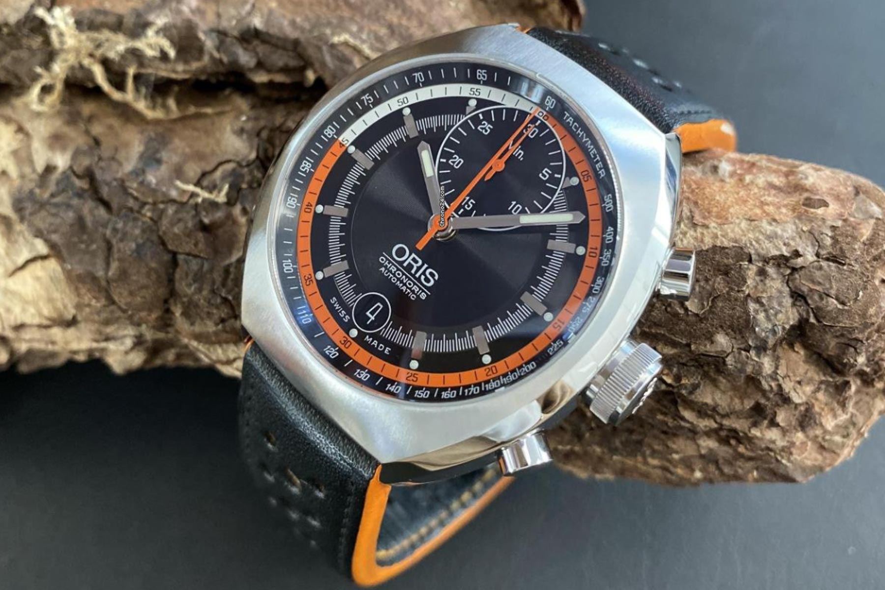 Wrist Game or Crying Shame: Oris Chronoris 2005 Replica Edition