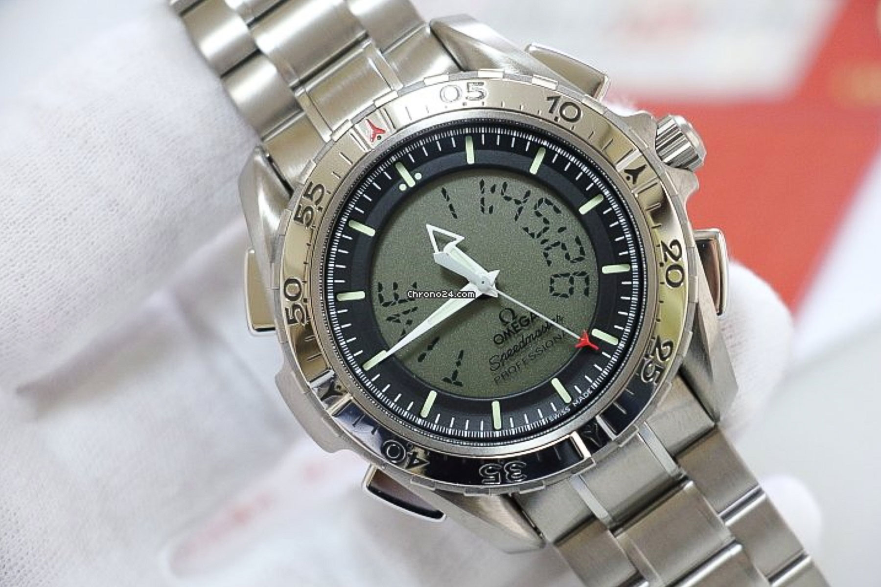 Wrist Game Or Crying Shame: Omega Speedmaster X-33
