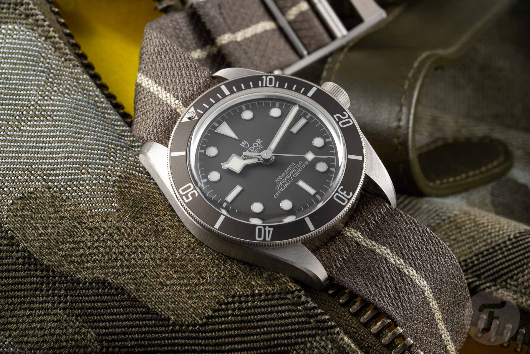 The Top 8 Awesome Desk-Diver Watches - Blancpain, Omega, Panerai, And More...