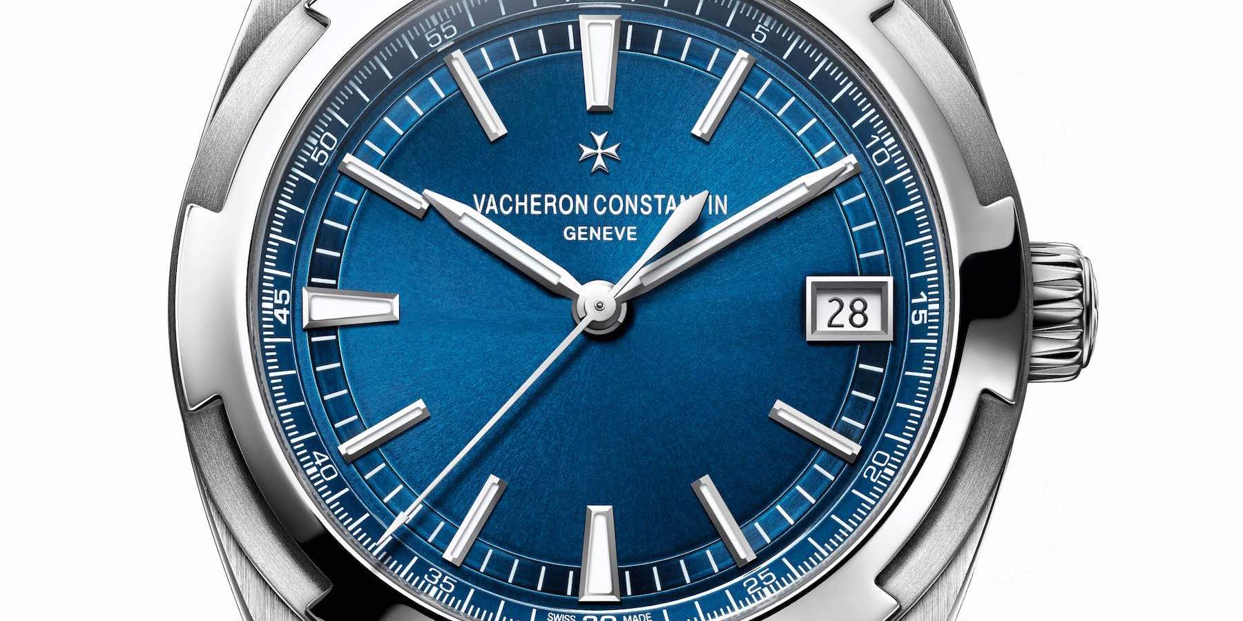 Sunday Morning Showdown: Vacheron Constantin Overseas 4500V