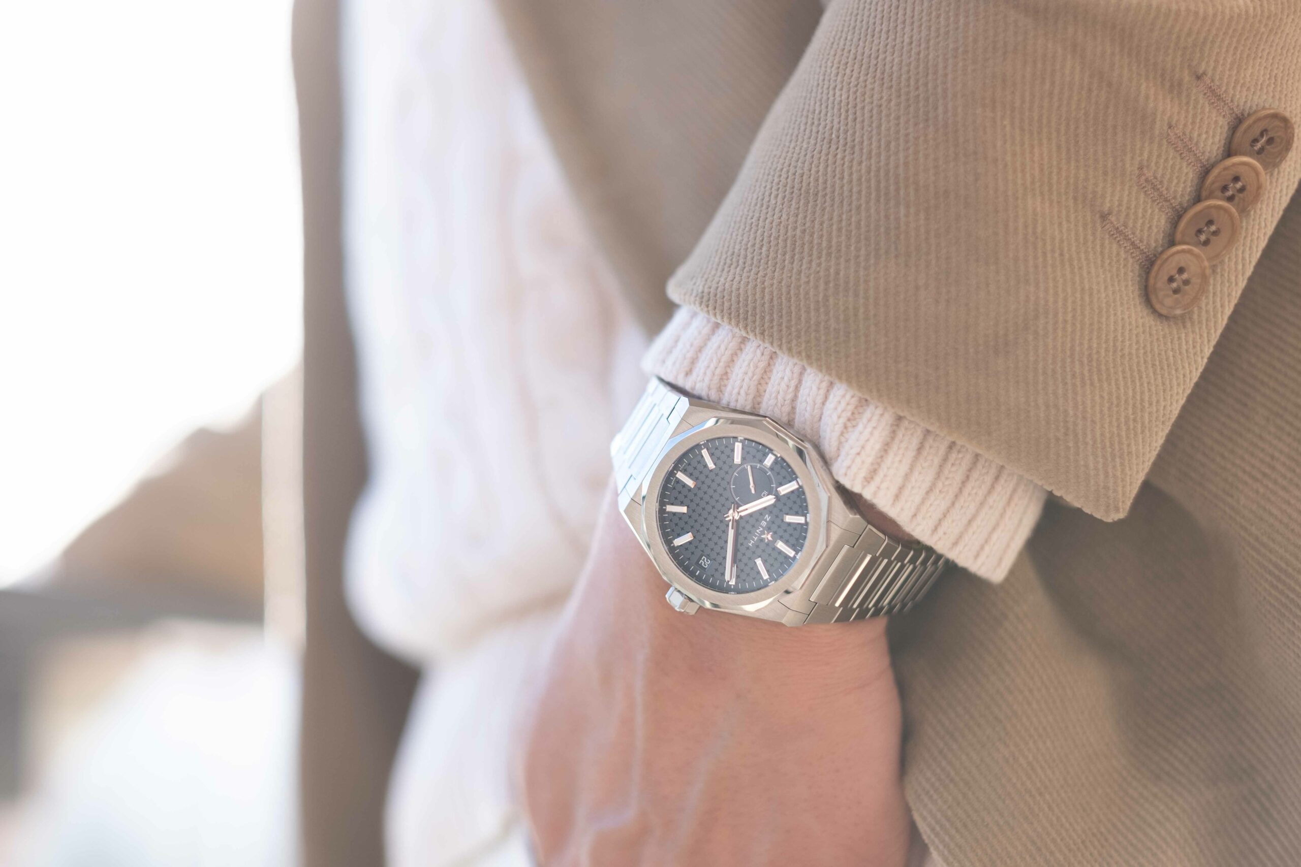 Zenith Defy Skyline - The Return Of A Non-Chronograph El Primero (Live Pictures)