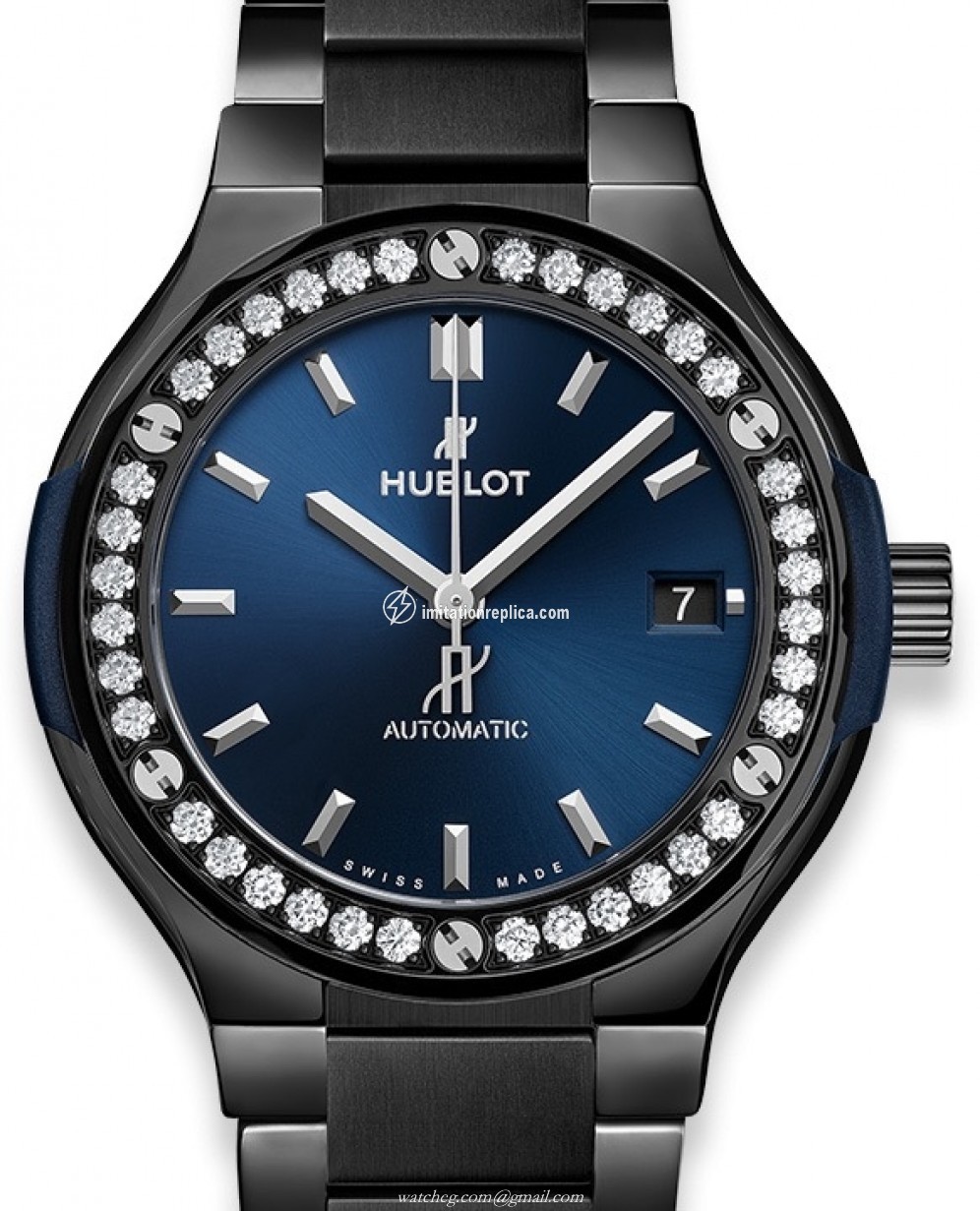 Hublot 568.CM.7170.CM.1204 Classic Fusion Ceramic Blue Bracelet Diamonds Men's Automatic Blue
