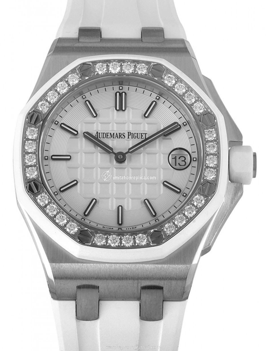 Audemars Piguet 67540SK.ZZ.A010CA.01 Royal Oak Offshore Men's Quartz White