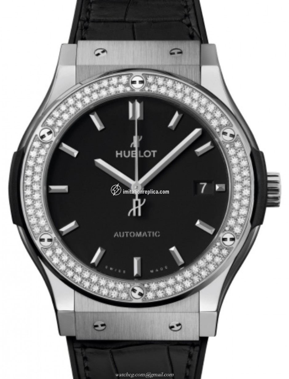Hublot 511.NX.1171.LR.1104 Classic Fusion Men's Automatic Black