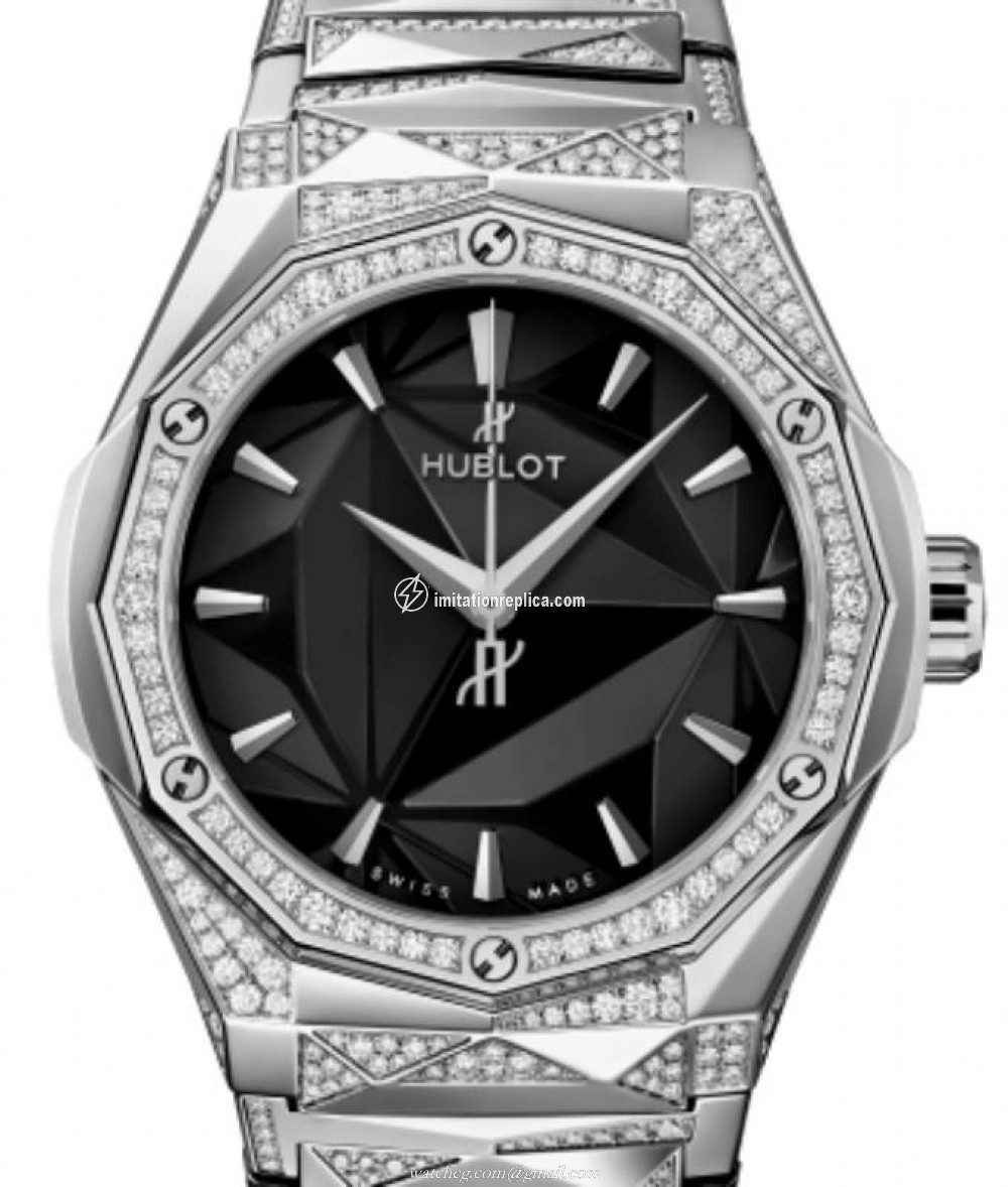 Hublot 550.NS.1800.NS.3804.ORL22 Classic Fusion Orlinski Men's Automatic Black