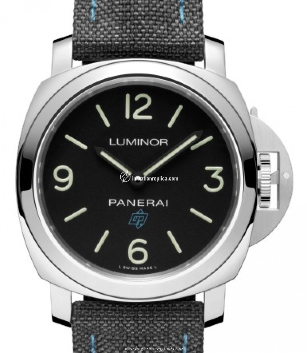Panerai PAM00774 Luminor Men's Manual-Wind Black