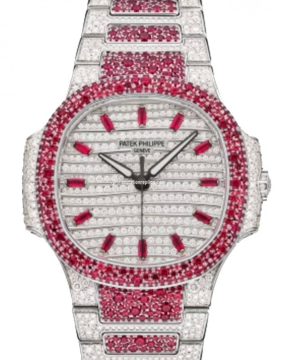 Patek Philippe 7118/1452G-001 Nautilus Ladies Automatic Diamond Pave